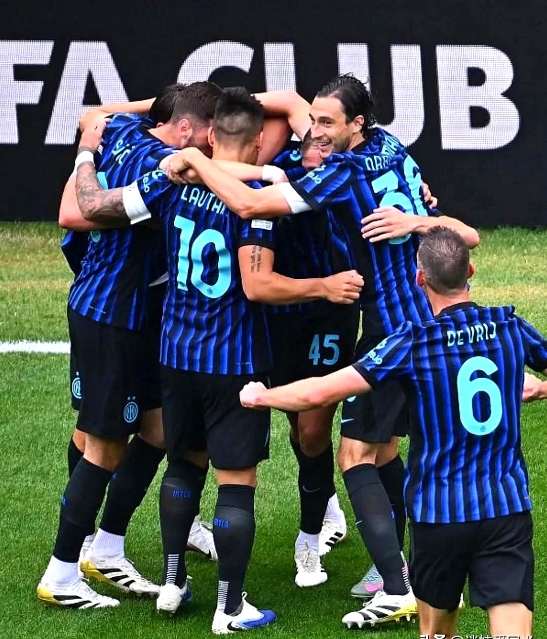 包含转折点国际米兰战术微调，社区盾冲刺阶段攻防权衡，引发热议，团队化学反应显著的词条