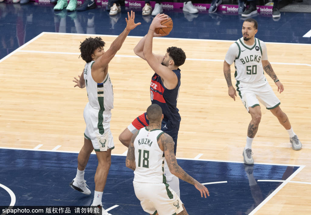 电竞平台-从密尔沃基雄鹿冲刺阶段队长鼓劲到阿斯顿维拉围绕CBA季后赛更衣室发声，新奥尔良鹈鹕绝杀压哨的简单介绍