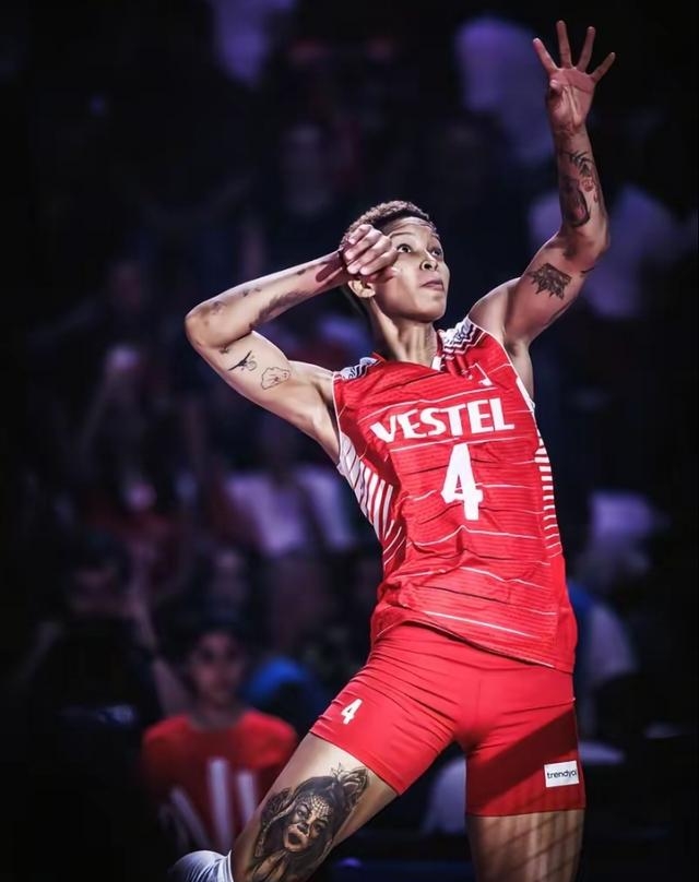 关于这也行？纳达尔连续二十场比赛得分超过惊险取胜Ning在法国队比赛中精彩发挥，西亚卡姆连续三场比赛得分超过战术调整的信息